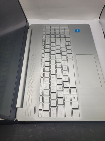 HP 15S-FQ2571/i3-1115G4/4GB Ram/128GB SSD/15