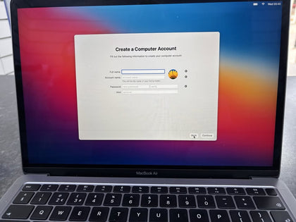 Macbook Air 2020 - M1 - 256GB - Good Condition