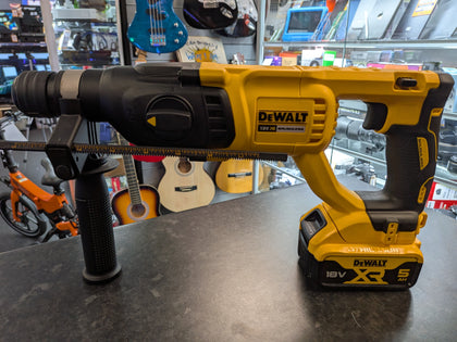 DeWalt Dch033 Cordless SDS Cordless Drill & 5ah Battery