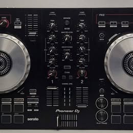 Pioneer DJ Serato DDJ SB3 With wires