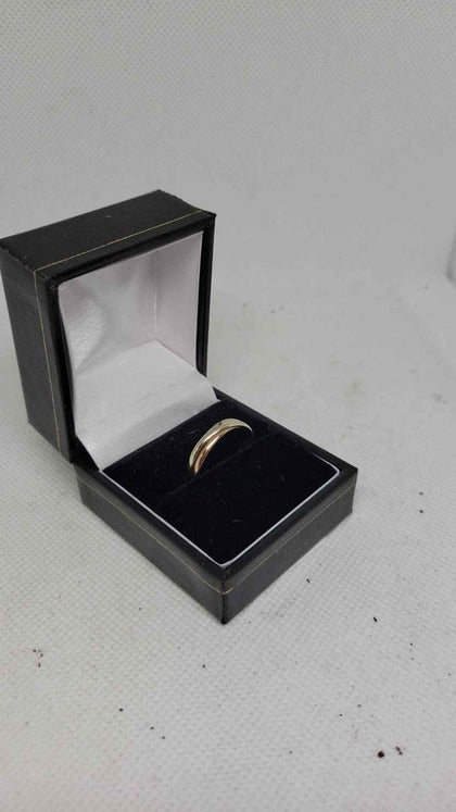 9ct Yellow, Rose & White Gold Tri Ring - Size O - 2.18 Grams