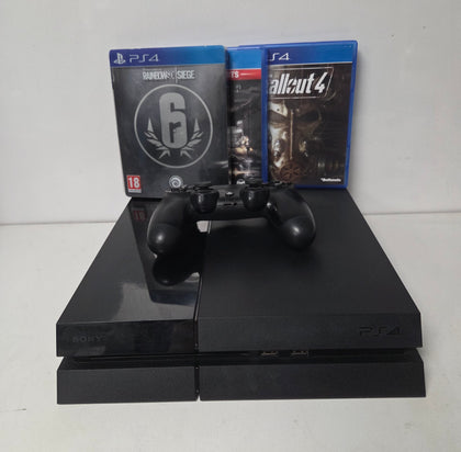 Sony Playstation 4 500GB Console & 3 Games