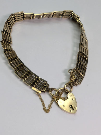 9CT GOLD 5 BAR GATE BRACELET  WITH SAFETY CHAIN