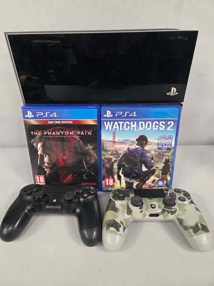 Sony PlayStation 4 - 500GB -  2 game 2 controller package