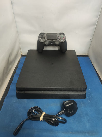 Playstation 4 slim