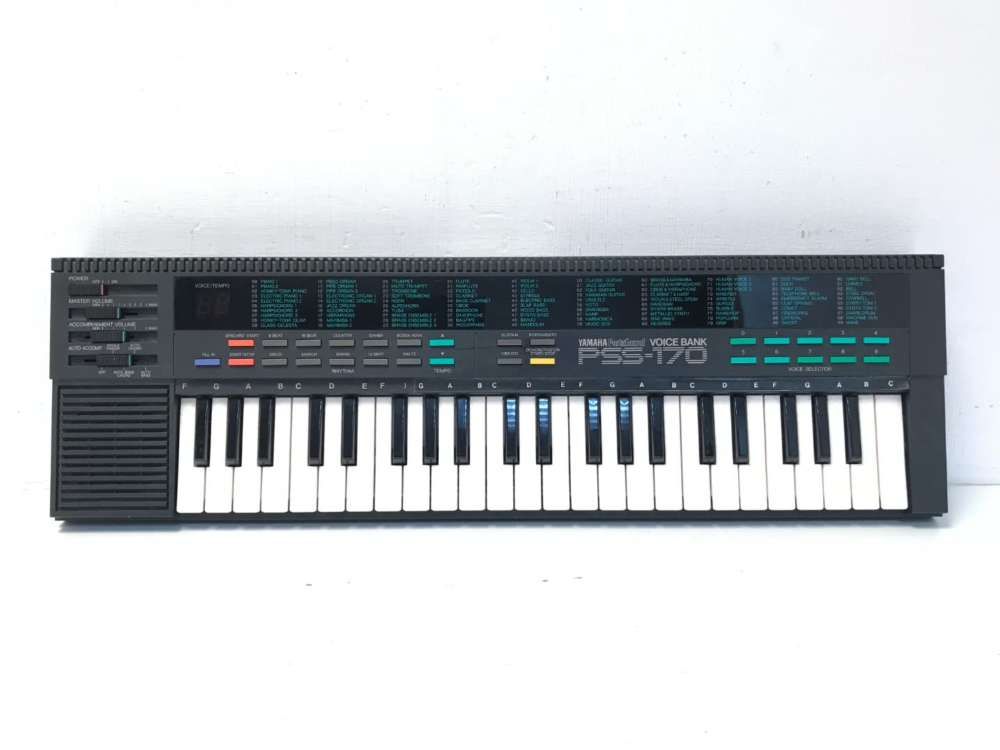 Yamaha PSS-170 vintage 44-key portable synthesizer | Cash Generator