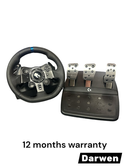Logitech G923 Racing Wheel and Pedals - Trueforce - For PS5, PS4, PC