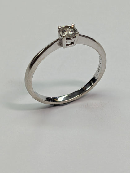 9ct White Gold Diamond Engagement Ring (Quarter of Carat)