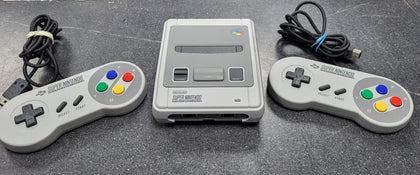 Nintendo Classic Mini Super NES With 2 Controllers, Unboxed.