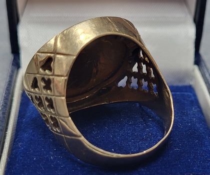 22CT - 1900 Full Sovereign Mounted  In 9CT - Size T