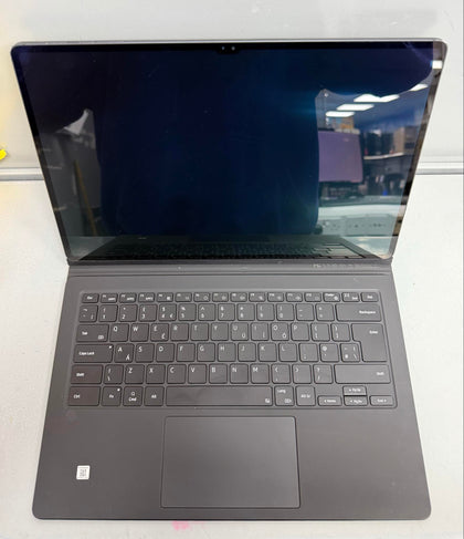 Samsung Galaxy Tab S8 Ultra 256GB With Keyboard + Case