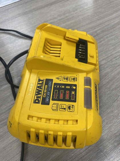 Dewalt DCB118 XR FLEXVOLT charger