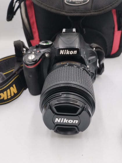 Nikon D1500 camera & 55200mm lens