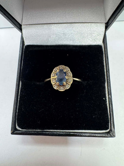 1.6g 9ct Gold Ring - Size N - **Hallmarked**