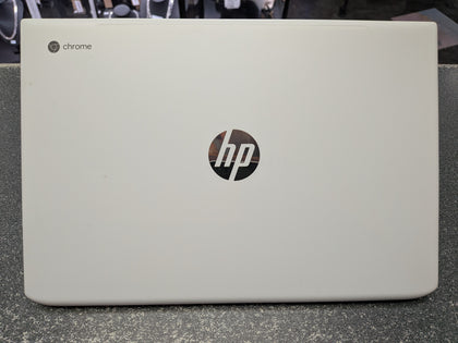 White Hp Chromebook  15-de00na