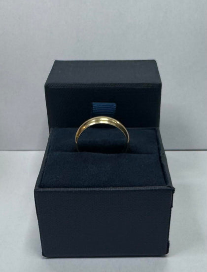 3..4g 9ct Band Ring - Size Q - **Hallmarked**