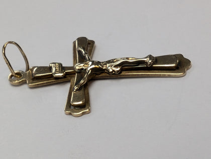 9CT GOLD CROSS PRESTON STORE