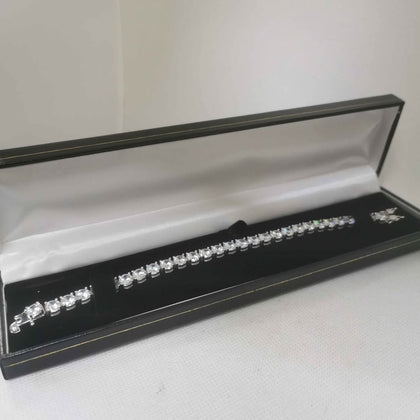 925 CZ Silver Bracelet 22g 8