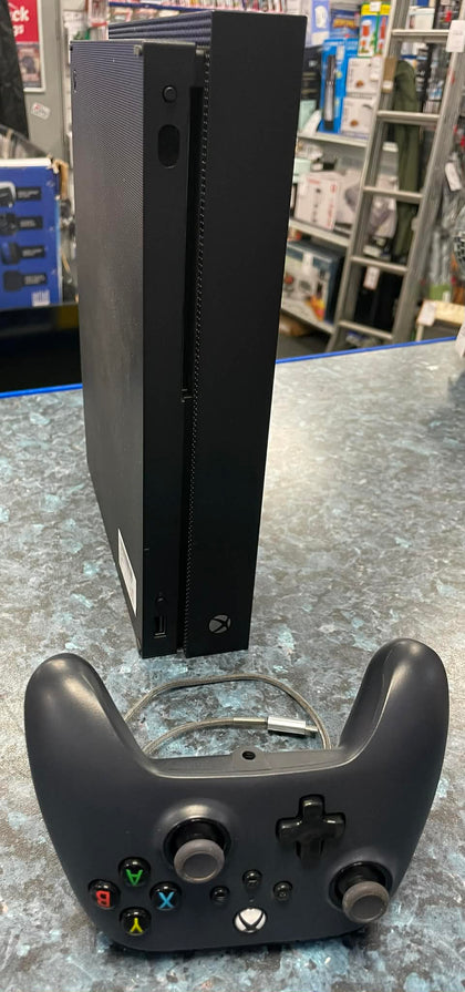 XBOX ONE X -500GB