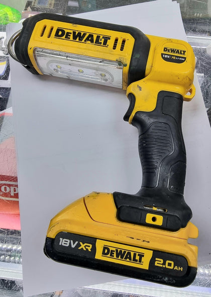 DeWalt DCL050N 18V Handheld LED Work Light Torch +2ah Battery