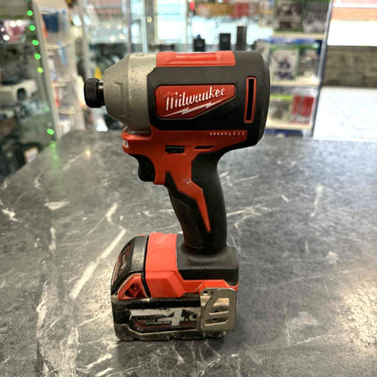 Milwaukee M18 CBLID Cordless 18v Impact Driver + 4.0Ah Battery - No Charger