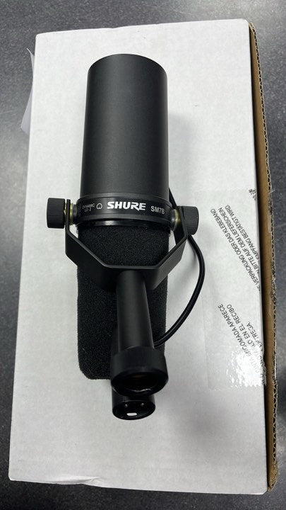 SHURE SM7B MICROPHONE.