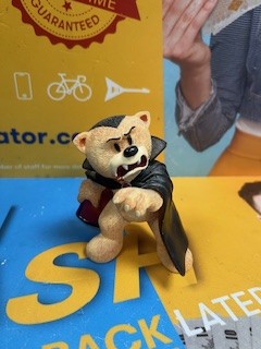 Pete's Bear's - Dracula - Unboxed