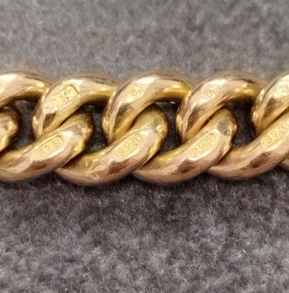Vintage 1980 9ct Yellow Gold Graduated Curb Charm Bracelet