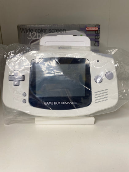 GameBoy Advanced - White - Boxed - Great Yarmouth.