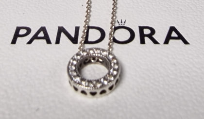 Pandora  Circle Pendant Necklace , 18