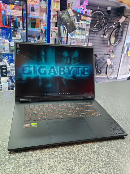 Gigabyte A16 Gaming Laptop RTX 5050 Ryzen 7