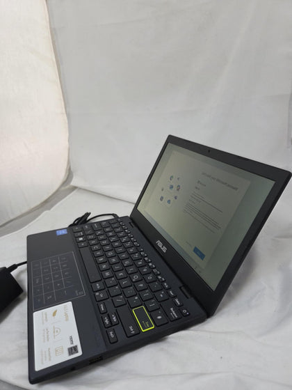 Asus E210M/N4020/4GB Ram/64GB SSD/11