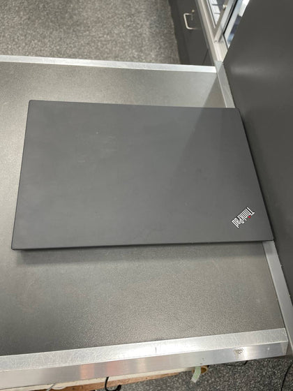Lenovo ThinkPad T490/i5-8265U/8GB Ram/128GB SSD/14
