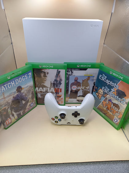 Xbox One S 500 GB With 4xGames