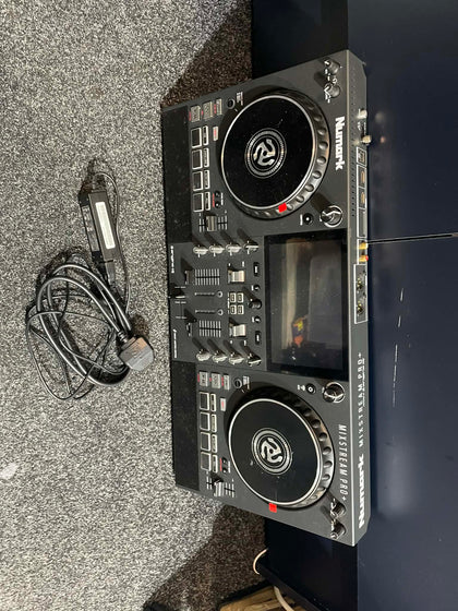 NUMARK MIXTREAM PRO +