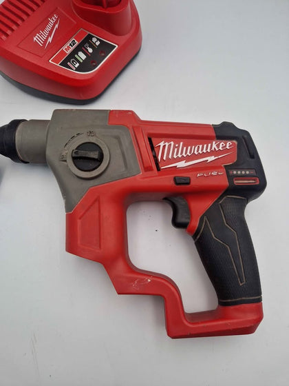 **DEAL** Milwaukee 12V M12CH Cordless SDS Hammer Drill With 6ah Batt & Charger