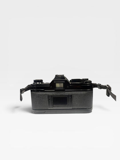 Canon Ae-1 35mm Slr Film Camera With 50mm Lens