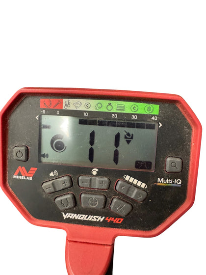 Minelab Vanquish Metal Detector