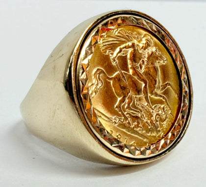 22ct gold Half Sovereign Mounted in a 9ct Ring Size Q 1/2