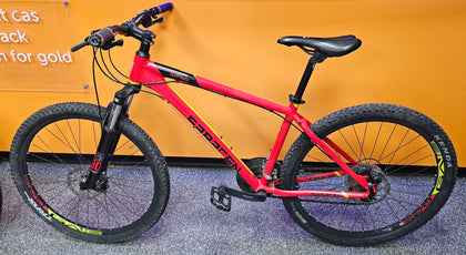 Saracen Tufftrax 27.5 2019 Hardtail Mountain Bike - Red **Collection Only**