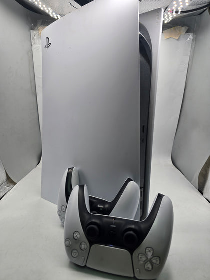 PlayStation 5 Sony disc edition  2 controllers