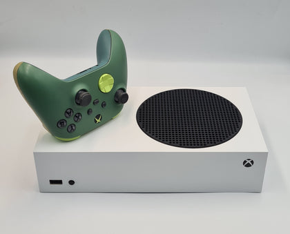 Micrisofr Xbox Series S 512GB White console with 1 x green series controller and all leads UNBOXED