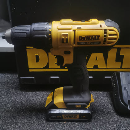Dewalt Combi Drill, DCD776D2T 2AH Battery, With Charger and Case
