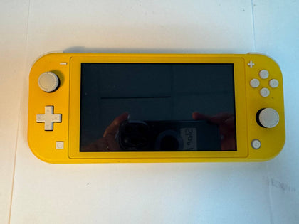 Nintendo Switch Lite yellow (unboxed) **wyhenshawe**