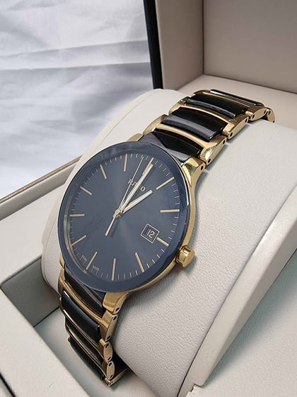 Rado Mens Centrix Quartz R30929152 Mens Dress Watch With Steel Bracelet Boxed With Stamped Card