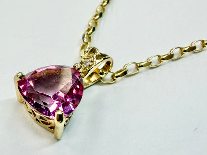 9ct yellow gold belcher chain with pink pendant 24