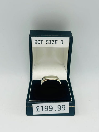 9CT WHITE GOLD, SIGNET RING, SIZE:Q, 3.2G, BOXED