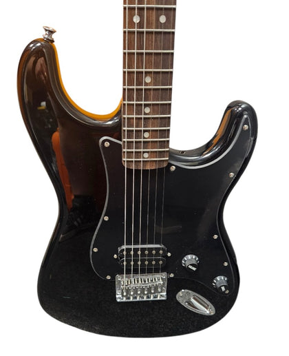 Squier by Fender Stratocaster - Black - (crni24003074) - Boxed **COLLECTION ONLY**