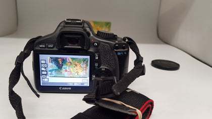 Canon EOS 550D 18.0mp Camera with 18 - 55mm Lens, 75 - 300mm lens, Charger & Bag