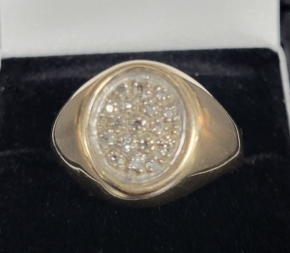 9CT Yellow Gold Ring With Clear Stones - 5.43G - Size S - Hallmarked